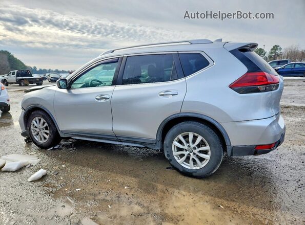 KNMAT2MT6JP564661 2018 NISSAN ROGUE Silver Tył lewy