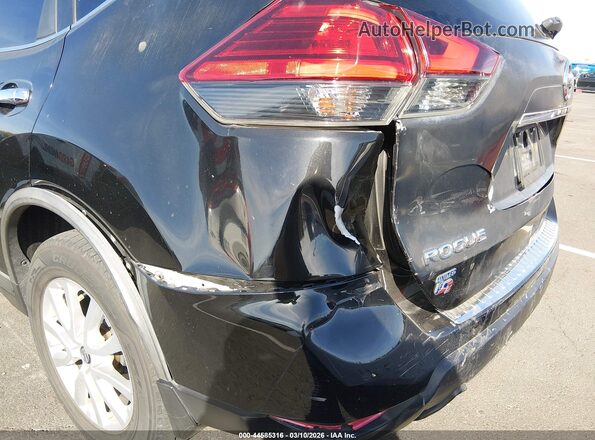 KNMAT2MT7HP604143 2017 NISSAN ROGUE Black 