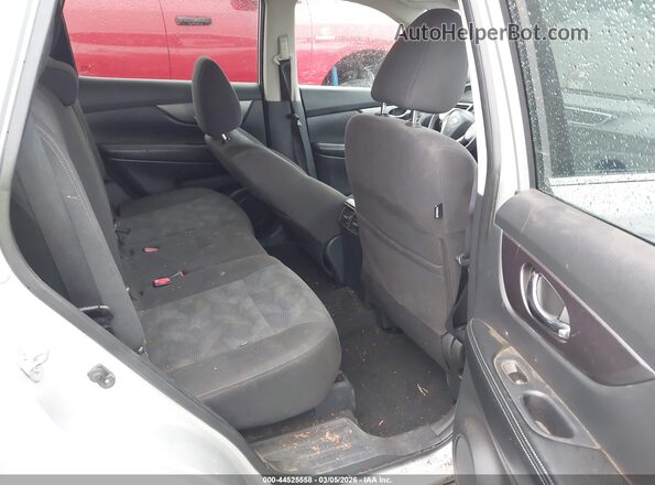 KNMAT2MT8GP631916 2016 NISSAN ROGUE Silver 