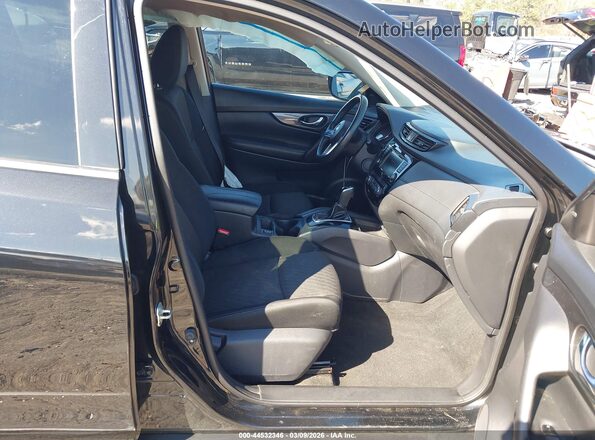 KNMAT2MV0JP503646 2018 NISSAN ROGUE Black 