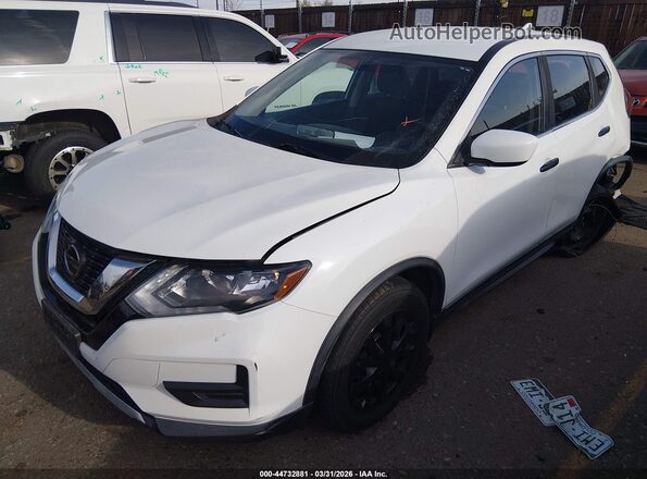 KNMAT2MV2JP587999 2018 NISSAN ROGUE White Front left