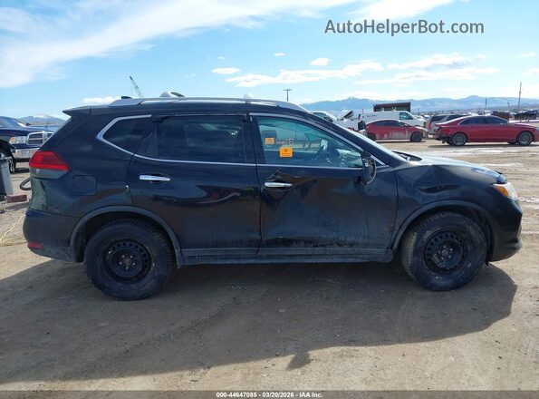 KNMAT2MV3HP526770 2017 NISSAN ROGUE Black Սալոնի հետևի տեսք