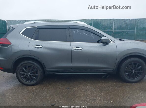KNMAT2MV4JP526394 2018 NISSAN ROGUE Gray Вид задньої частини салону
