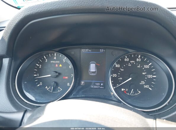 KNMAT2MV5JP584787 2018 NISSAN ROGUE Silver Հետևի նստատեղերի տեսք