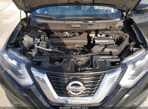 KNMAT2MV7HP524990 2017 NISSAN ROGUE Black Widok z tyłu