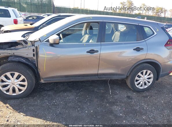 KNMAT2MV8JP543988 2018 NISSAN ROGUE Gray Widok wnętrza 360 stopni