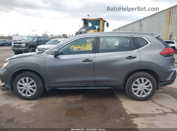 KNMAT2MV9HP558137 2017 NISSAN ROGUE Gray 360 interior view