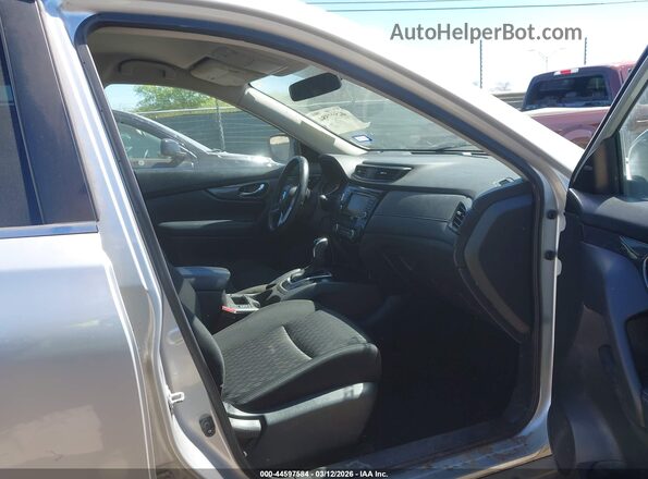 KNMAT2MVXJP581836 2018 NISSAN ROGUE Silver 