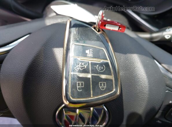 LRBAZLR46PD067480 2023 BUICK ENVISION Красный Вид панели приборов