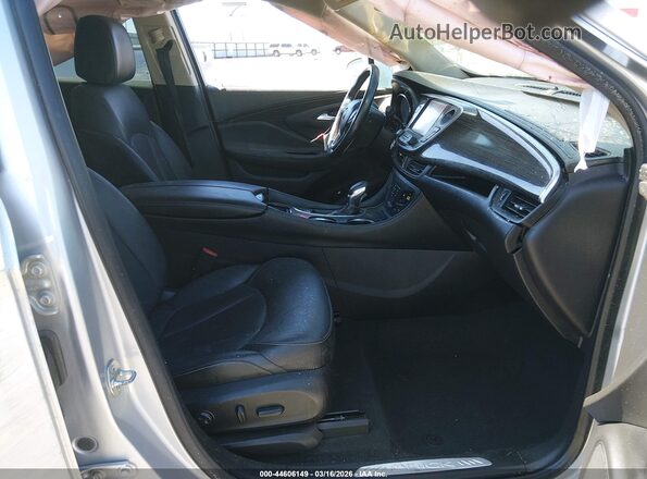 LRBFXBSAXHD192005 2017 BUICK ENVISION Silver Front interior view