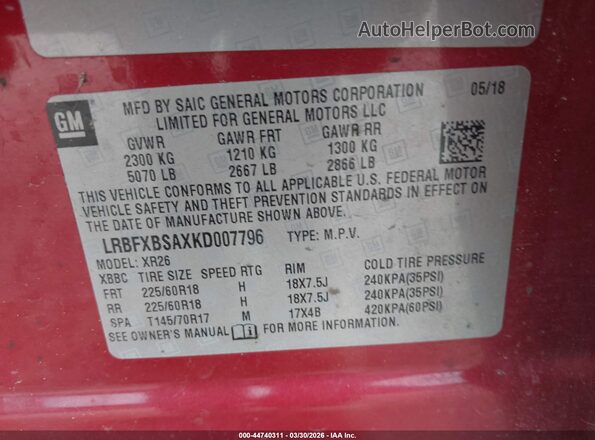 LRBFXBSAXKD007796 2019 BUICK ENVISION Red Engine compartment view
