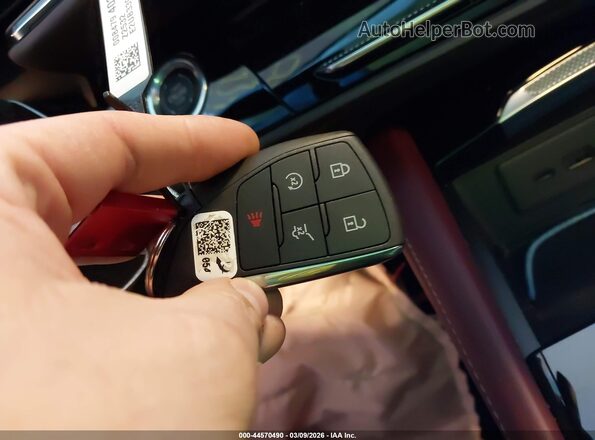 LRBFZPR44TD028653 2026 BUICK ENVISION Black Առջևի վահանակի տեսք