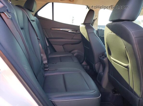 LRBFZPR49MD110878 2021 BUICK ENVISION White Widok wnętrza z tyłu