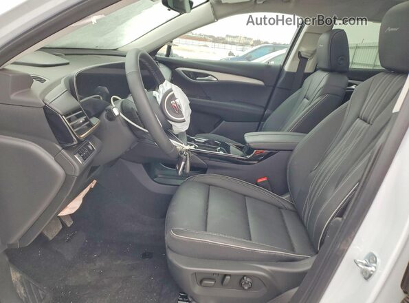 LRBFZSR43TD007893 2026 BUICK ENVISION White Вид салону спереду