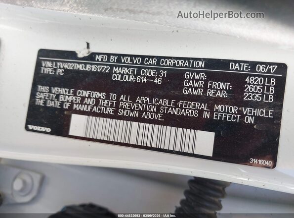 LYV402TM0JB161772 2018 VOLVO S60 INSCRIPTION White Вид підкапотного простору
