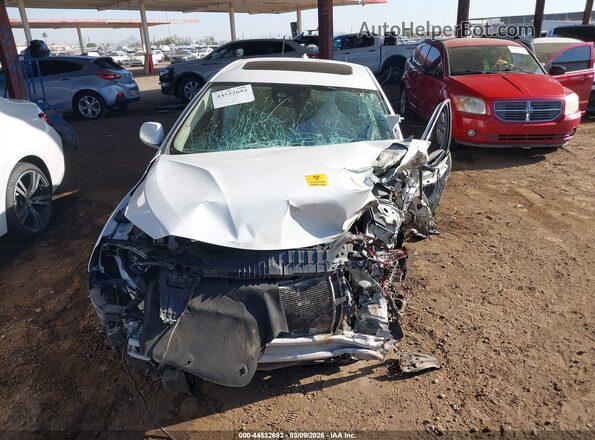 LYV402TM0JB161772 2018 VOLVO S60 INSCRIPTION White Вид щитка приладів
