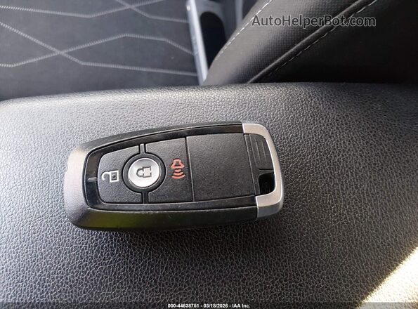 MAJ3P1TE3JC223287 2018 FORD ECOSPORT Red 