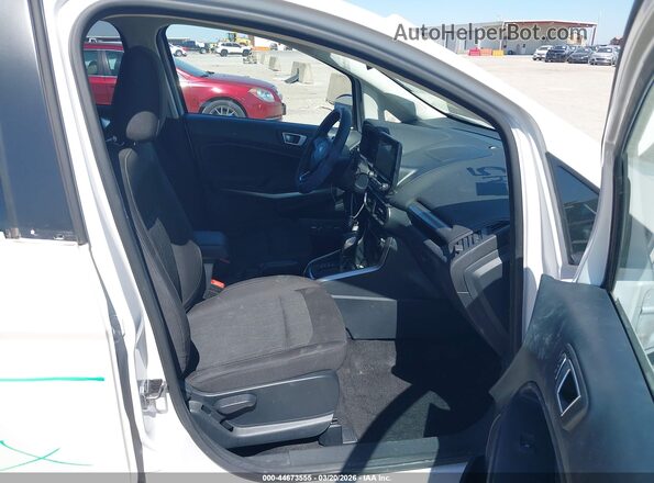 MAJ3P1TE6JC199227 2018 FORD ECOSPORT Белый Вид салона спереди