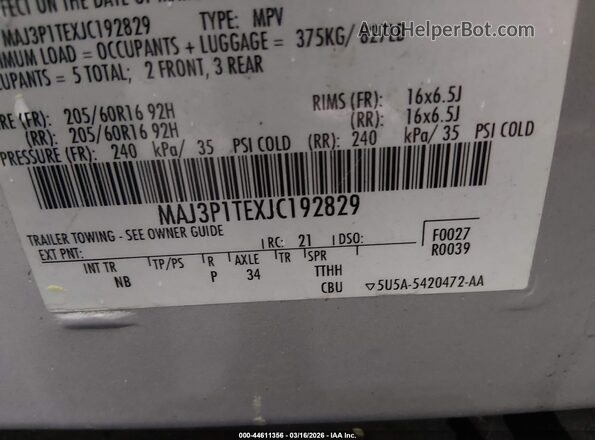 MAJ3P1TEXJC192829 2018 FORD ECOSPORT Silver Engine compartment view