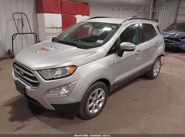 MAJ6P1UL0JC180215 2018 FORD ECOSPORT Silver Vista tres cuartos delantera izquierda