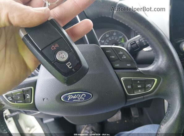 MAJ6S3KL2LC315615 2020 FORD ECOSPORT Белый Вид панели приборов