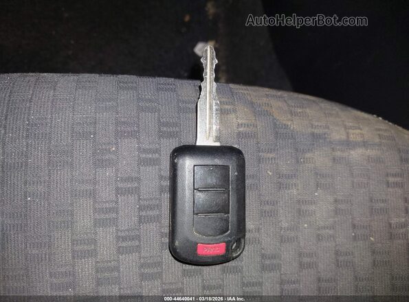 ML32A3HJXKH000776 2019 MITSUBISHI MIRAGE Белый 