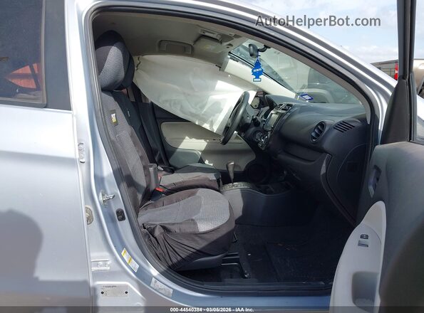 ML32F3FJ3KHF00561 2019 MITSUBISHI MIRAGE G4 Silver Vista interior delantera