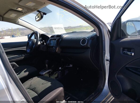 ML32F4FJ0HHF18823 2017 MITSUBISHI MIRAGE G4 Gray Вид салону спереду