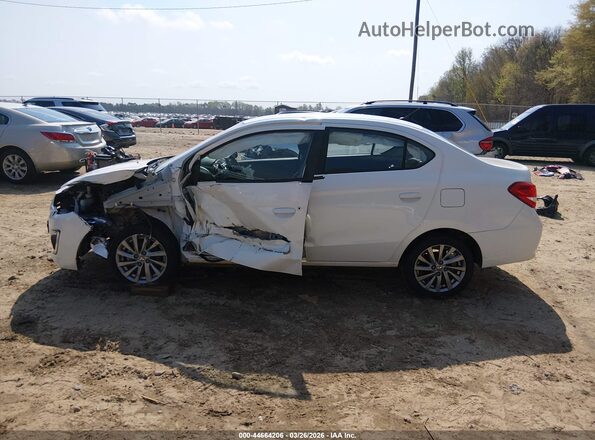 ML32F4FJ5JHF02994 2018 MITSUBISHI MIRAGE G4 White სალონის 360-გრადუსიანი ხედი