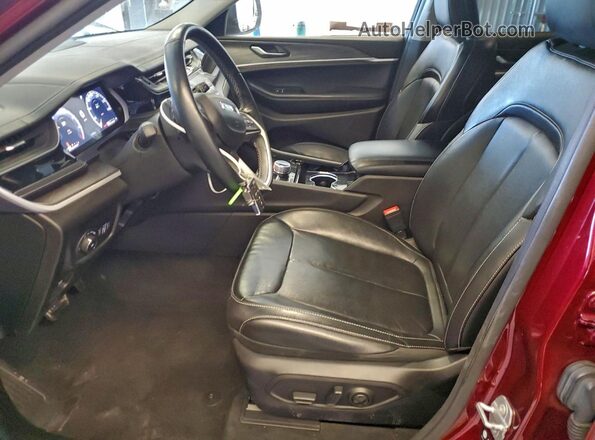 NCS107455 2022 JEEP GRAND Burgundy Widok wnętrza z przodu