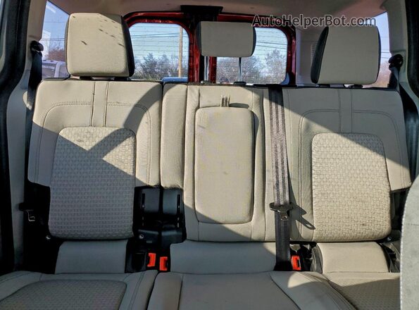 NM0GS9F25N1534633 2022 FORD PASSENGER Orange უკანა სავარძლების ხედი
