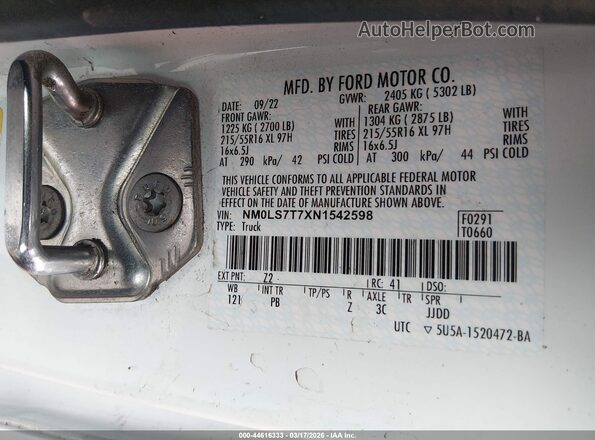NM0LS7T7XN1542598 2022 FORD TRANSIT CONNECT White Vista del compartimento del motor