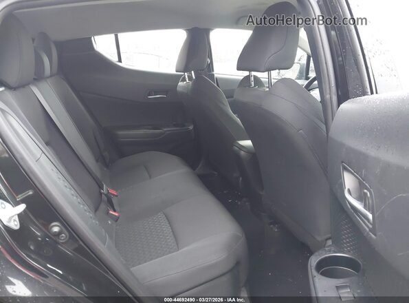 NMTKHMBX6MR132202 2021 TOYOTA LE Black VIN կոդի պիտակի տեսք