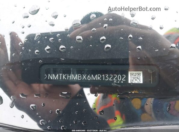 NMTKHMBX6MR132202 2021 TOYOTA LE Black Շարժիչի բաժամունքի տեսք