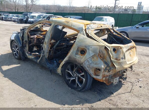 NMTKHMBX7JR031035 2018 TOYOTA LE Black 