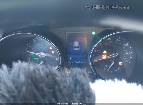 NMTKHMBX9JR048614 2018 TOYOTA LE Blue 