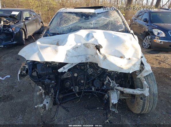SADCJ2BV7HA063427 2017 JAGUAR F-PACE White Առջևի վահանակի տեսք