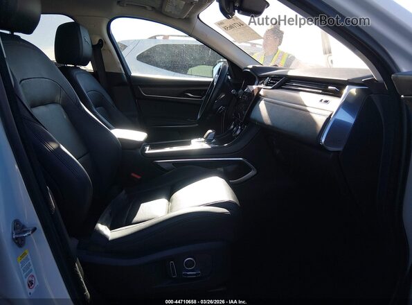 SADCJ2EU4MA668597 2021 JAGUAR F-PACE Белый Вид салона спереди