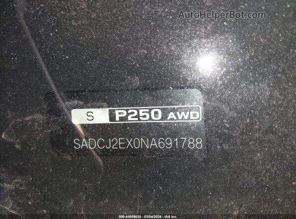 SADCJ2EX0NA691788 2022 JAGUAR F-PACE White Vista del compartimento del motor