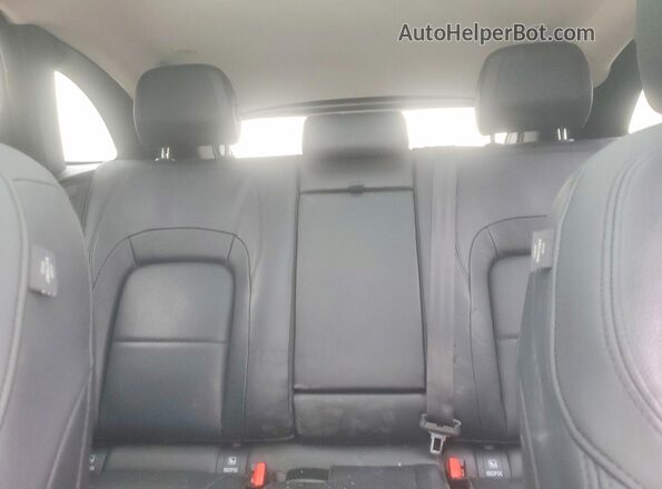 SADCJ2EXXMA667755 2021 JAGUAR F-PACE Silver Widok tylnych siedzeń