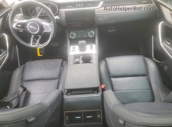 SADCJ2EXXMA667755 2021 JAGUAR F-PACE Silver Widok deski rozdzielczej