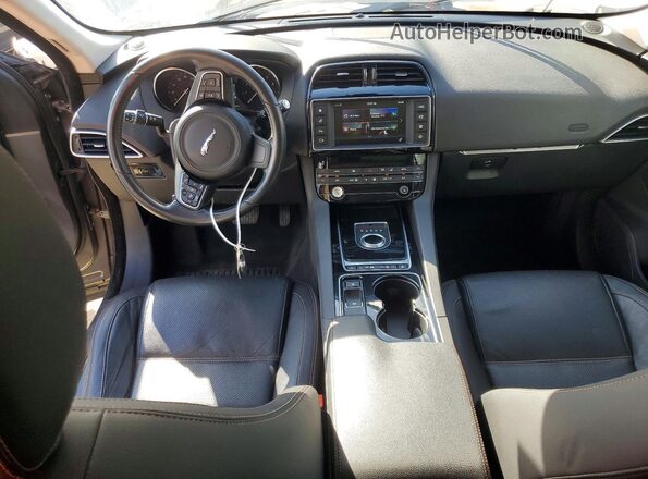 SADCK2BV3HA495283 2017 JAGUAR F-PACE Угольный Вид панели приборов