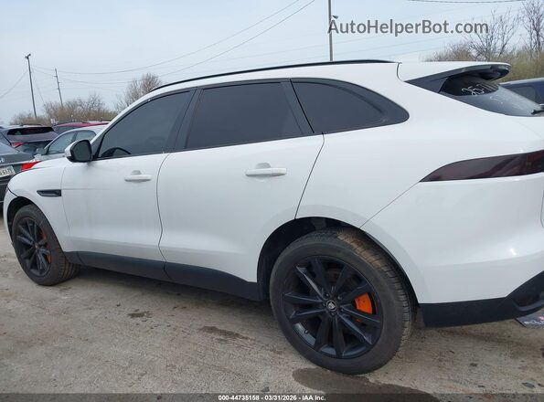 SADCK2BV5HA491302 2017 JAGUAR F-PACE White Սալոնի 360 աստիճան տեսք