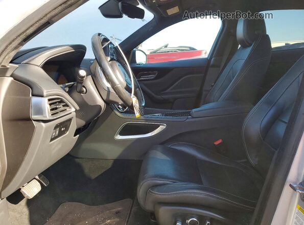 SADCM2FV7KA392363 2019 JAGUAR F-PACE Серебряный 