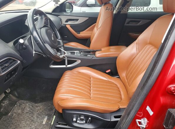 SADCN2GX6KA365863 2019 JAGUAR F-PACE Красный Вид салона спереди