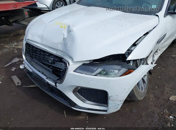 SADCT2FU2RA726528 2024 JAGUAR F-PACE White Front view