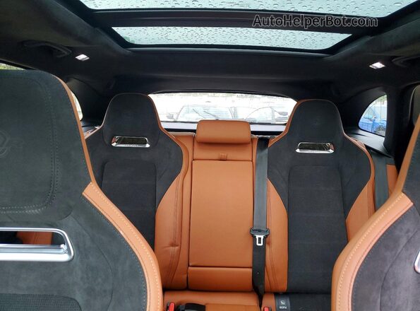 SADCZ2EE0NA689630 2022 JAGUAR F-PACE Black Вид задніх сидінь