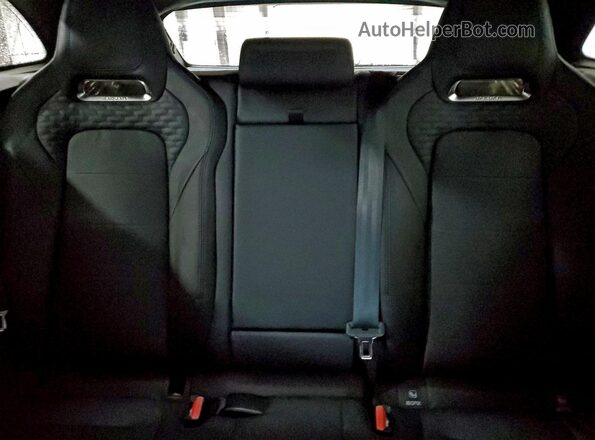 SADCZ2EE8MA672766 2021 JAGUAR F-PACE Black Widok tylnych siedzeń
