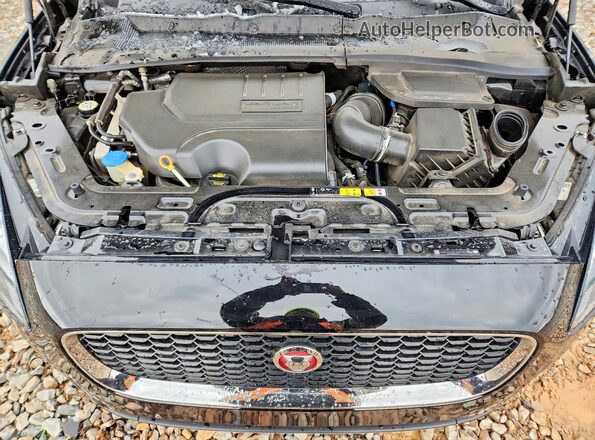 SADFK2FX5L1Z87167 2020 JAGUAR E-PACE Black Engine compartment view