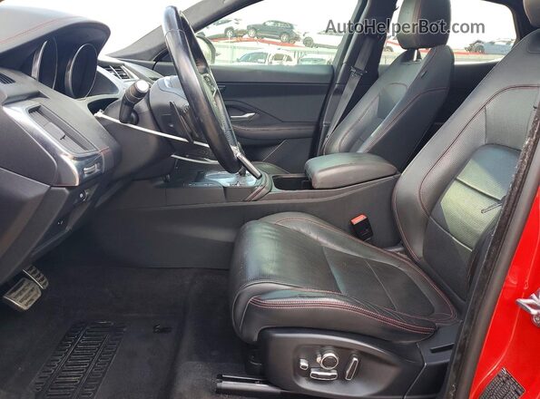 SADFL2FX4J1Z16052 2018 JAGUAR E-PACE Red Вид салону спереду